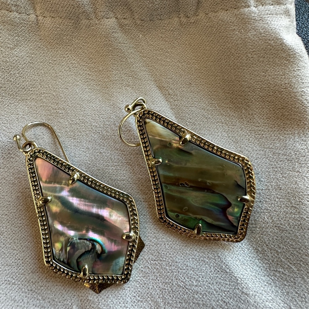 Kendra Scott Gold and Green Geometric Earrings